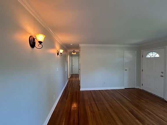5th image of 5305 Stokes Ln