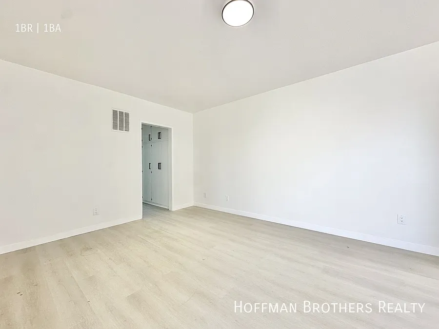 243 S Carondelet St. Los Angeles, CA 90057 — Photo 4