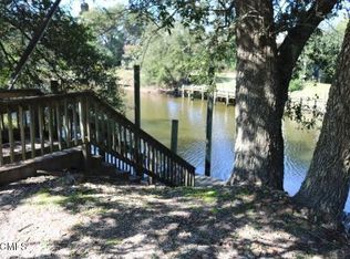 632 5th St, Pass Christian, MS 39571