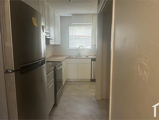 513 S Beverly St #3 — Photo 11