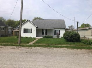 109 N Garrison St, Bulpitt, IL 62517