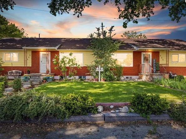 225 Abert Ave, Richland, WA 99352