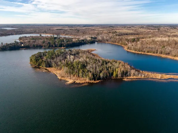 Evergreen Dr NW, Hackensack, MN 56452