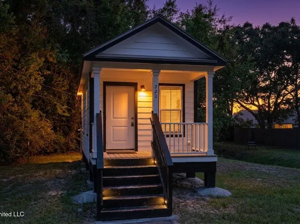 220 Church Ln, Long Beach, MS 39560