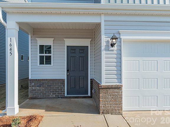 2nd image of 1645 Troon Dr