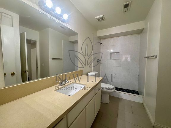 5th image of 2361 Maryhelen St APT 102