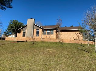 121 Deer Run Rd, Hattiesburg, MS 39402