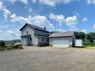 8376 Pleasant Home Rd, Sterling, OH 44276