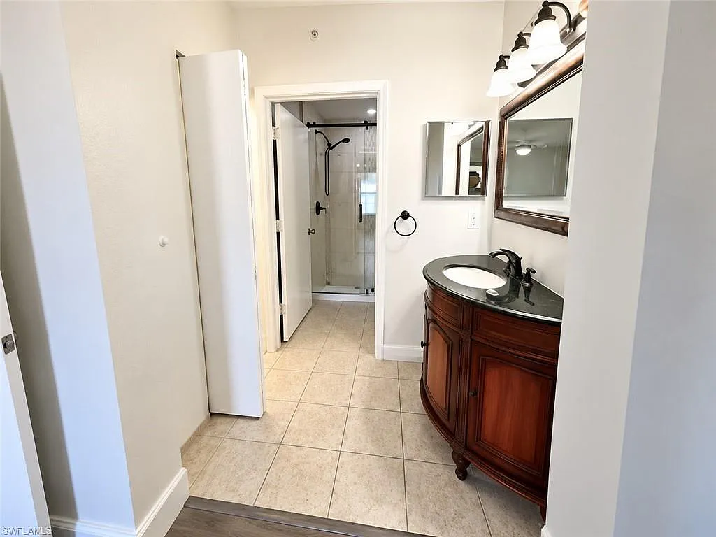 2 bed, 2.0 bath, 1043 sqft, $1,850 — Photo 4
