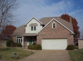 8888 Shadow Ridge Dr, Newburgh, IN 47630