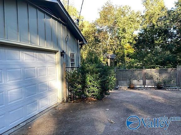 5th image of 3425 Creek Cir