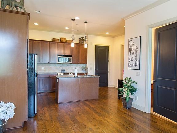 3rd image of 360 Chambers St Unit 206