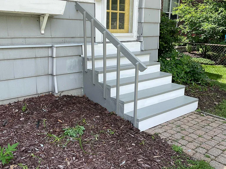 2203 N Washington Ave — Photo 2