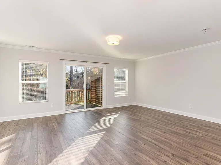 620 Parkington Ln — Photo 20