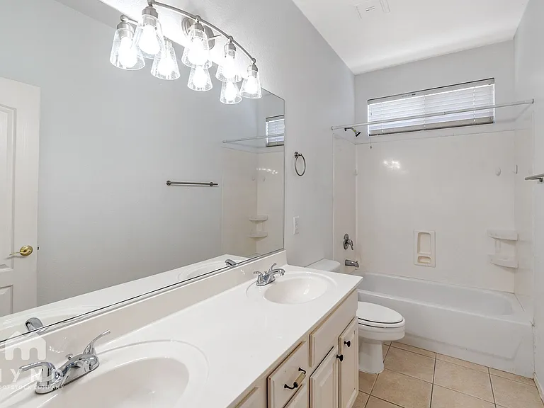 250 N Nash Way — Photo 19