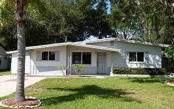 1st image of 272 Royal Palms Dr