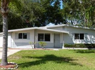 272 Royal Palms Dr, Largo, FL 33771
