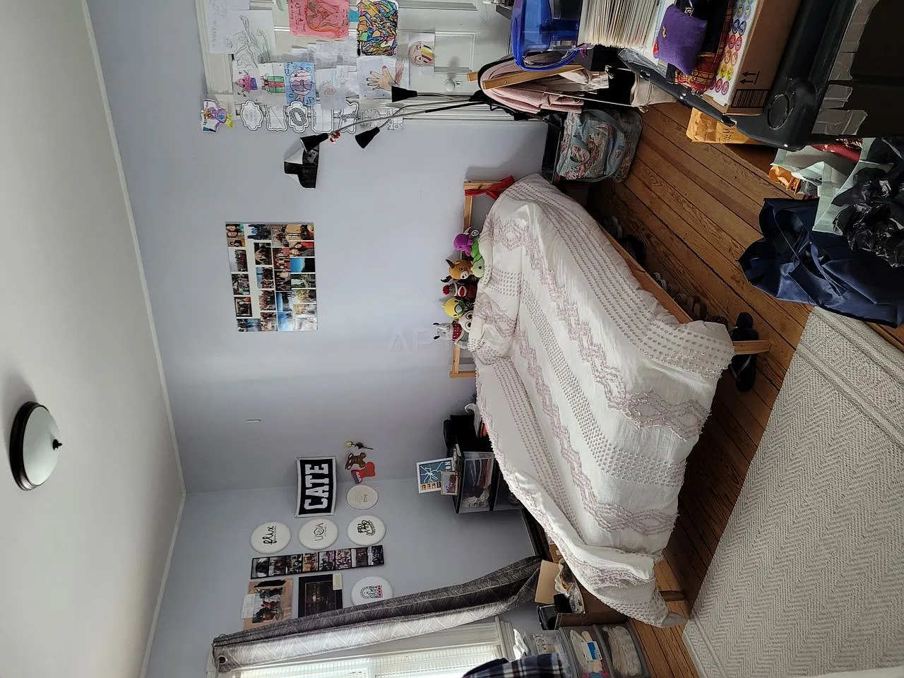 3 bed, 1.0 bath, $4,400 — Photo 3