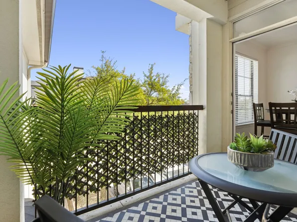 7701 Rialto Blvd APT 623, Austin, TX 78735