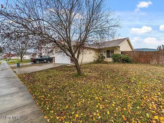 3rd image of 2634 W Dawn Ave