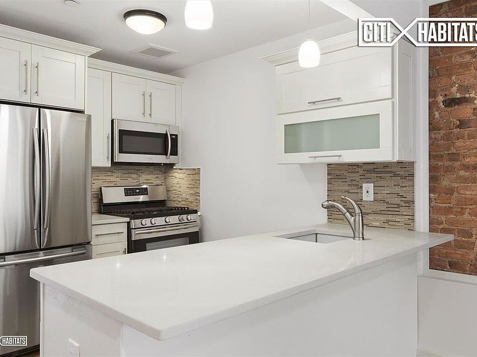 1st image of 2111 5th Ave #3F