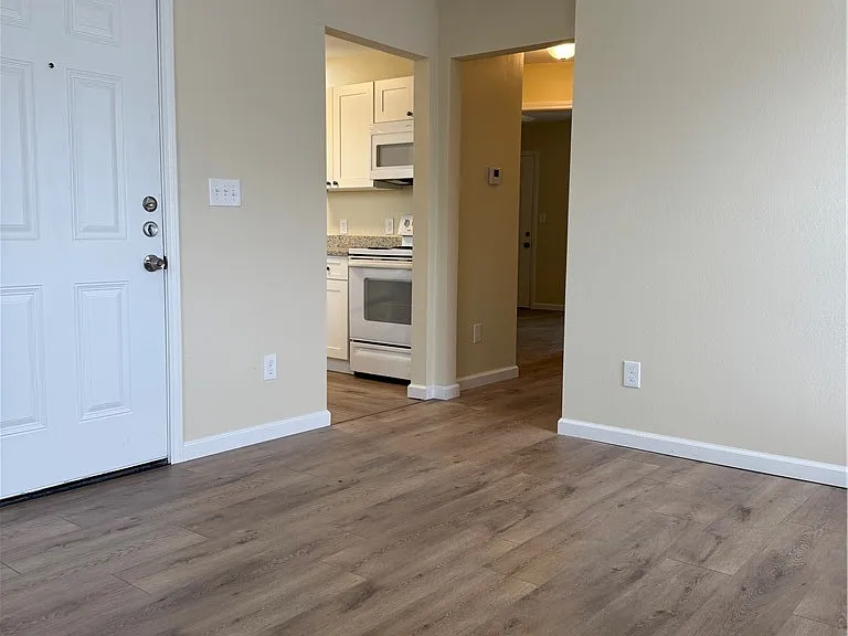 4642 Cheryl Dr — Photo 7