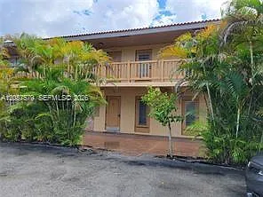 Golfview Arms Inc Condo — Photo 1