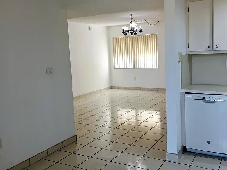 8015 SW 107th Ave #218 — Photo 35