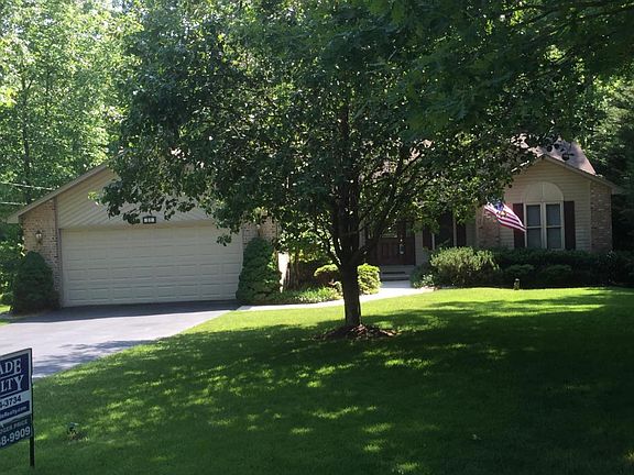 3rd image of 51 Calderwood Cir
