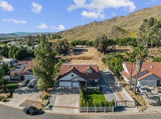 21890 Victorian Ln, Wildomar, CA 92595