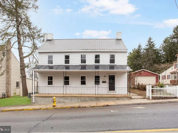 30 S Main St, Dover, PA 17315