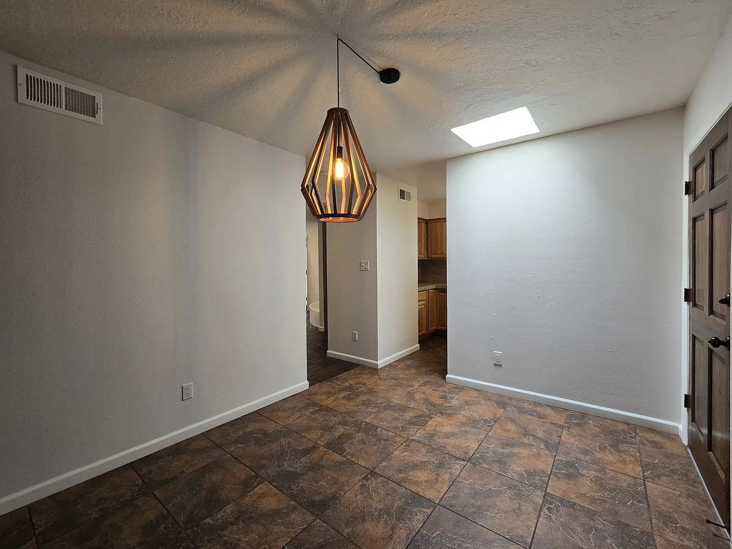 1030 Don Diego Ave — Photo 2
