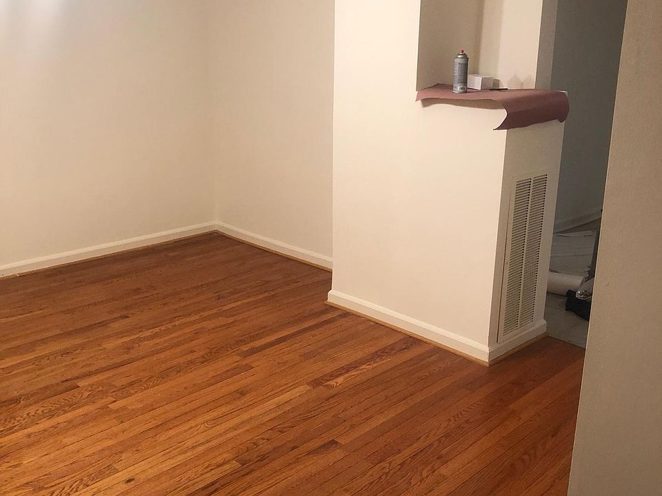 2nd image of 524 69th Pl