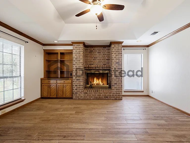 13845 Brook Hollow Blvd — Photo 4