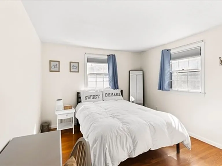 33 Westgate Rd — Photo 12
