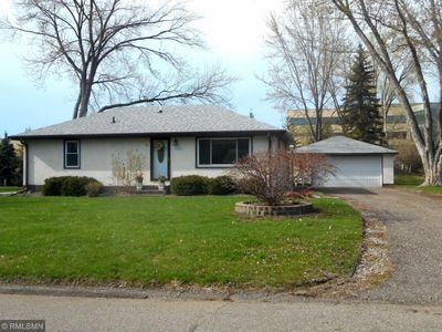 11022 Oak Knoll Ter N, Minnetonka, MN, 55305