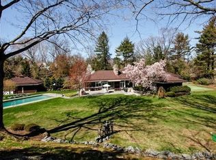 24 Rock Ln, Harrison, NY 10528