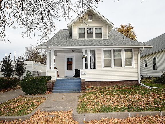 2nd image of 916 Avenue A
