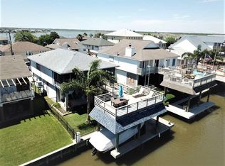 36 N Flamingo St, La Marque, TX 77568
