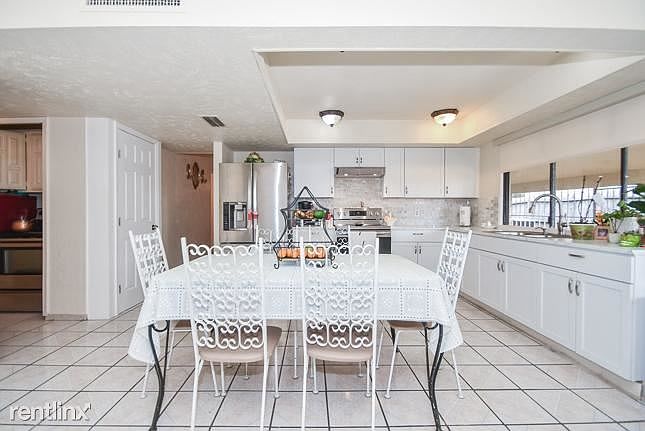 1st image of 4923R Gretna Green Dr