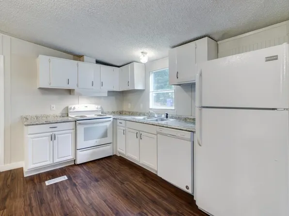 692 Turner St, Hillsborough, NC 27278