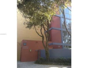 2756 Day Ave APT 403, Miami, FL 33133