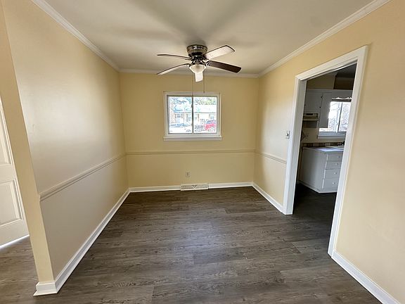 4th image of 308 13th Ave NW