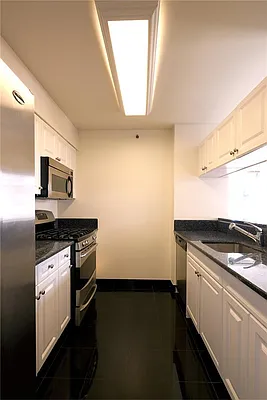 Rented by Mirador Real Estate | media 54