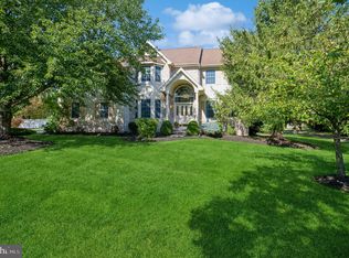 2 Shelley Ct, Princeton Junction, NJ