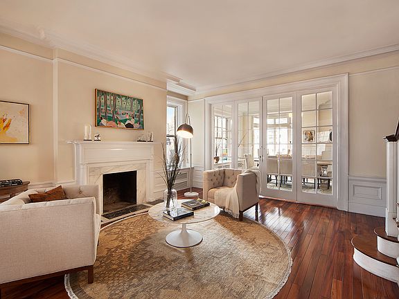 4th image of 830 Park Ave APT 8C