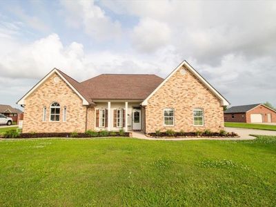 305 Lake Decade Ct, Houma, LA, 70360