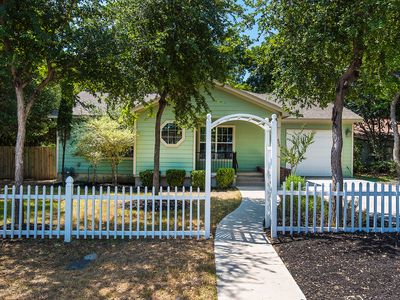 608 E 13th St, Georgetown, TX, 78626