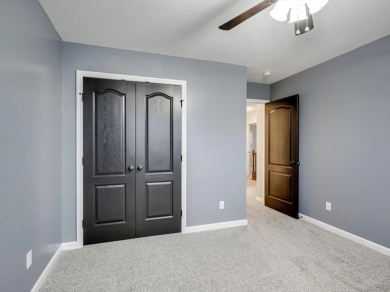 8647 Crenshaw Dr — Photo 30