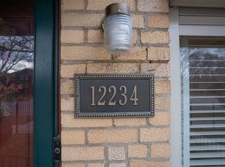 12234 S State St, Chicago, IL 60628